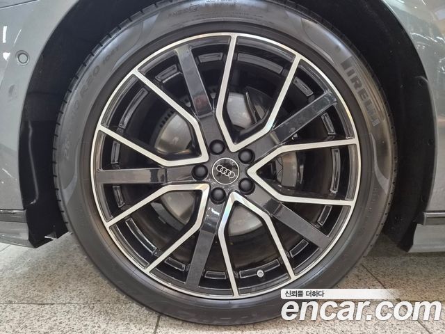 Audi A8 (D5) 50 TDI Quatrro Black Edition 2024 — фото 5