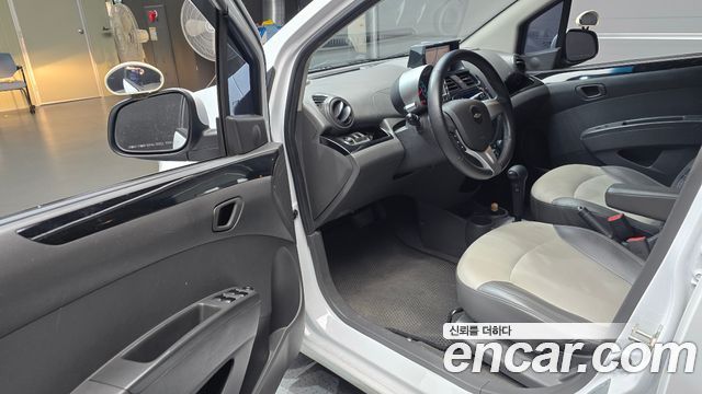 Chevrolet Spark LS Star 2012 — фото 10