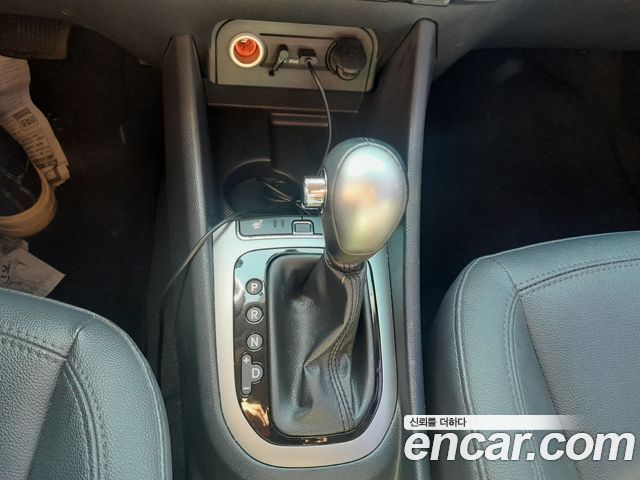 Kia Pride 1.4 MPI Hatchback Deluxe 2014 — фото 9