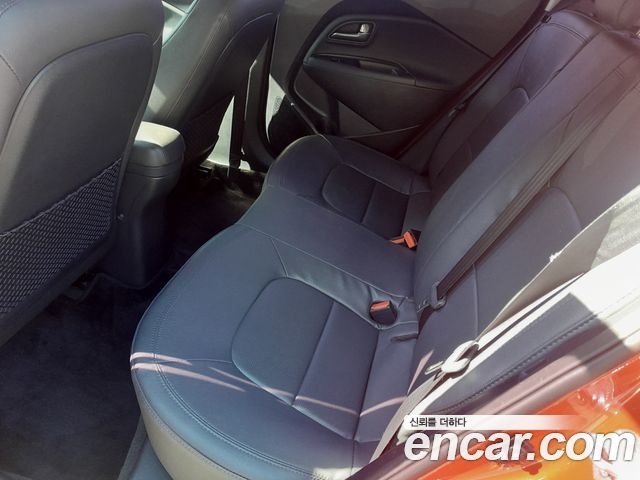 Kia Pride 1.4 MPI Hatchback Deluxe 2014 — фото 10