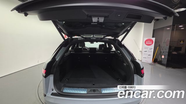 Land Rover Range Rover Velar 2.0 P250 Dynamic SE 2026 — фото 10