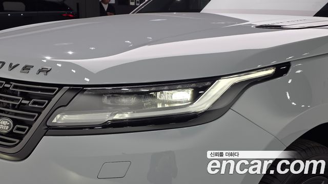 Land Rover Range Rover Velar 2.0 P250 Dynamic SE 2026 — фото 17