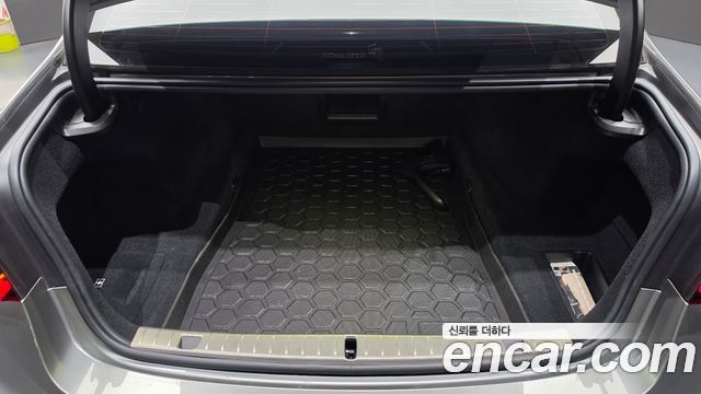 BMW 7 Series (G11) 730Ld xDrive M Sport 2021 — фото 38