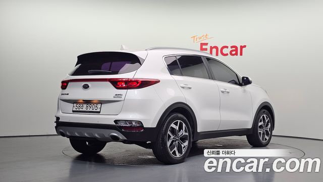 Kia Sportage The Bold Diesel 2.0 4WD Prestige 2019 — фото 2