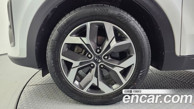 Kia Sportage The Bold Diesel 2.0 4WD Prestige 2019 — фото 5