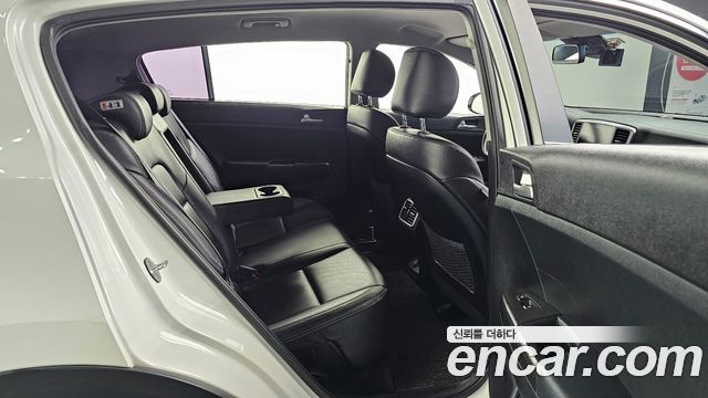 Kia Sportage The Bold Diesel 2.0 4WD Prestige 2019 — фото 11