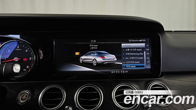 Mercedes-Benz E-Class (W213) E220d Avantgarde 2017 — фото 16