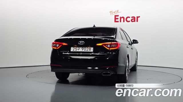 Hyundai Sonata (LF) 2.0 Premium Special 2017 — фото 4