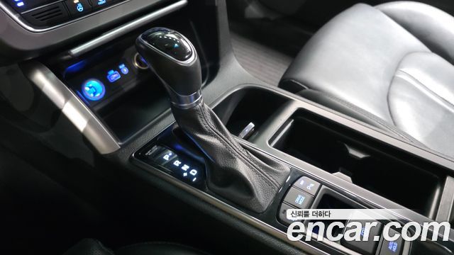 Hyundai Sonata (LF) 2.0 Premium Special 2017 — фото 9
