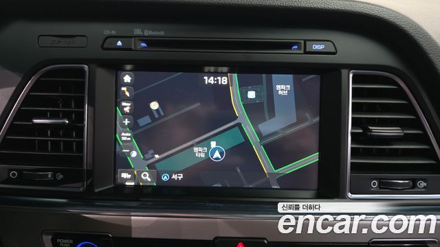 Hyundai Sonata (LF) 2.0 Premium Special 2017 — фото 14