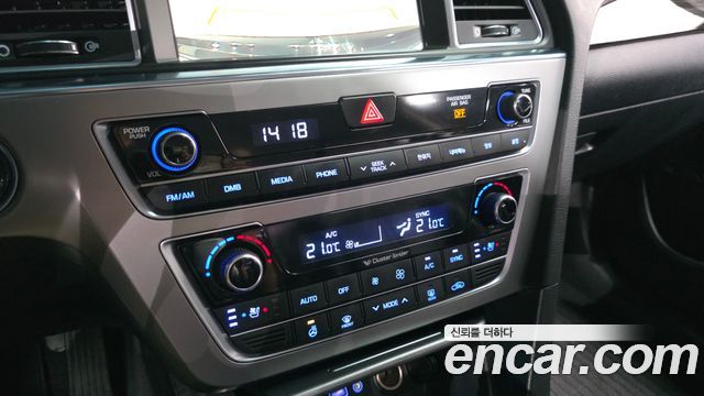 Hyundai Sonata (LF) 2.0 Premium Special 2017 — фото 16