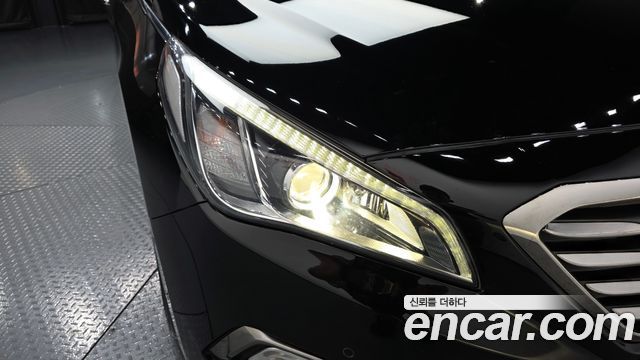 Hyundai Sonata (LF) 2.0 Premium Special 2017 — фото 22