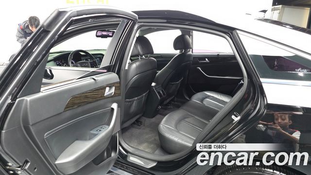 Hyundai Sonata (LF) 2.0 Premium Special 2017 — фото 26