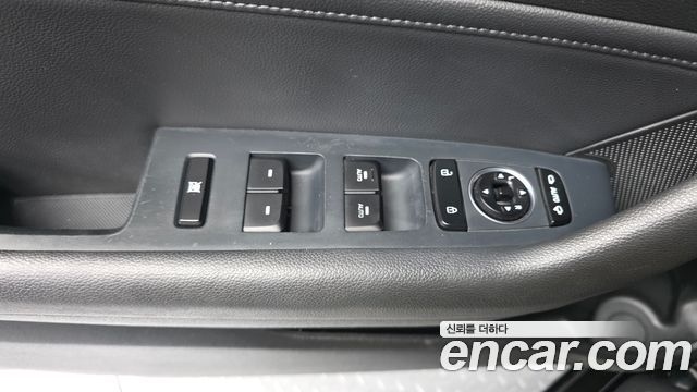 Hyundai Sonata (LF) 2.0 Premium Special 2017 — фото 29