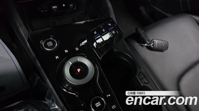 Kia Sportage (V) Gasoline 1.6 Turbo 2WD Nobleless 2023 — фото 9