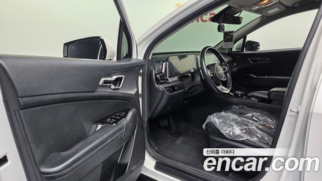 Kia Sportage (V) Gasoline 1.6 Turbo 2WD Nobleless 2023 — фото 10