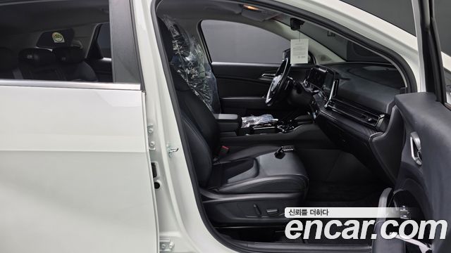 Kia Sportage (V) Gasoline 1.6 Turbo 2WD Nobleless 2023 — фото 11