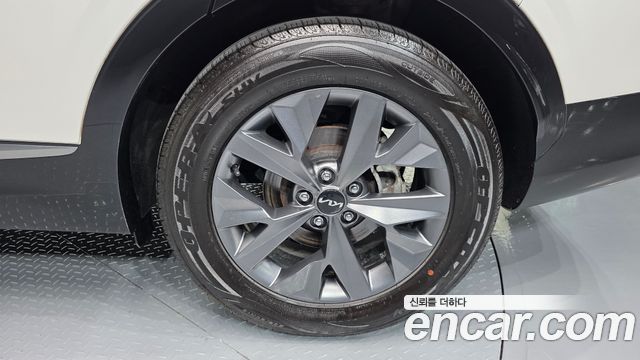 Kia Sportage (V) Gasoline 1.6 Turbo 2WD Nobleless 2023 — фото 21
