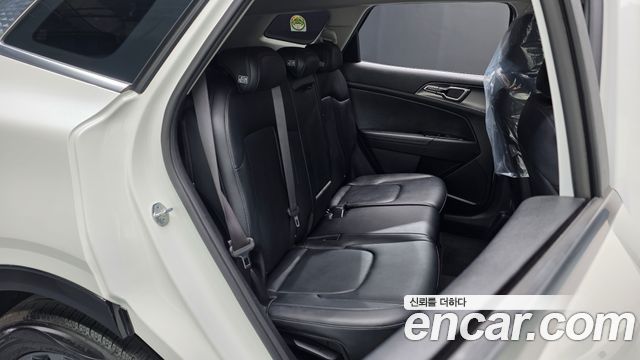 Kia Sportage (V) Gasoline 1.6 Turbo 2WD Nobleless 2023 — фото 26