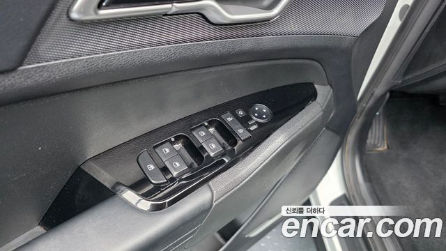 Kia Sportage (V) Gasoline 1.6 Turbo 2WD Nobleless 2023 — фото 27