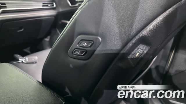 Kia Sportage (V) Gasoline 1.6 Turbo 2WD Nobleless 2023 — фото 30