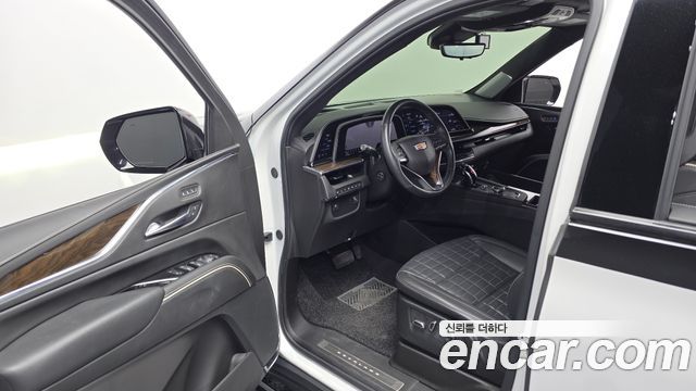 Cadillac Escalade (V) 6.2 Sports Platinum 2024 — фото 10