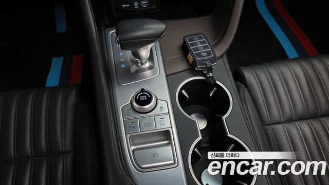 Genesis G70 2.0T AWD Elite 2019 — фото 9