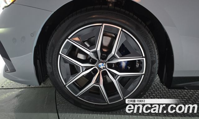 BMW 5 Series (G60) 520i M Sport 2026 — фото 5