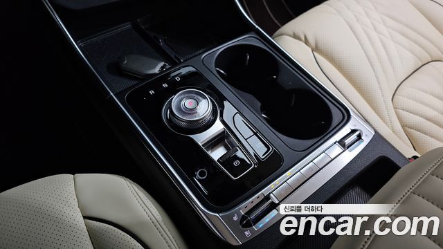 Kia Carnival (IV) Gasoline 4-Seater Hi Limousine (Special) 2025 — фото 9