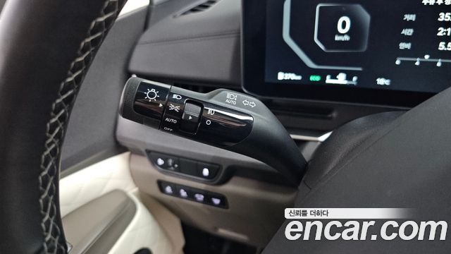 Kia Carnival (IV) Gasoline 4-Seater Hi Limousine (Special) 2025 — фото 20