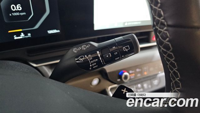 Kia Carnival (IV) Gasoline 4-Seater Hi Limousine (Special) 2025 — фото 27