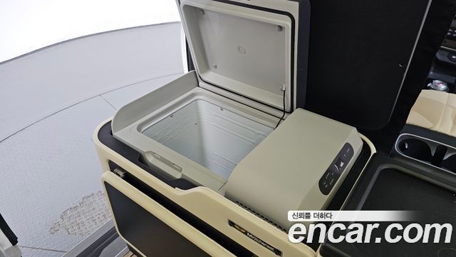 Kia Carnival (IV) Gasoline 4-Seater Hi Limousine (Special) 2025 — фото 33