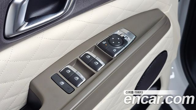 Kia Carnival (IV) Gasoline 4-Seater Hi Limousine (Special) 2025 — фото 36