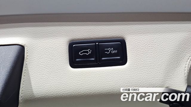 Kia Carnival (IV) Gasoline 4-Seater Hi Limousine (Special) 2025 — фото 39