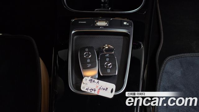 Mercedes-Benz A-Class (W177) A220 Sedan 2024 — фото 15
