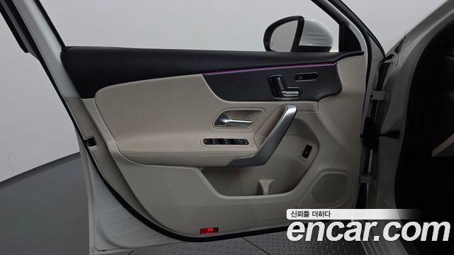 Mercedes-Benz A-Class (W177) A220 Sedan 2024 — фото 24