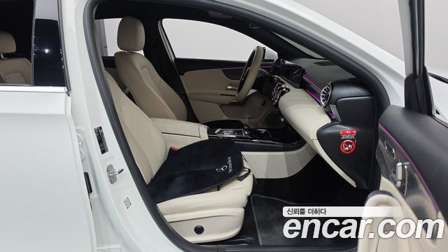 Mercedes-Benz A-Class (W177) A220 Sedan 2024 — фото 26