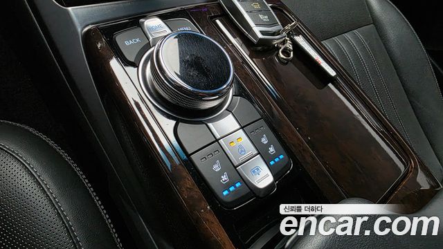 Genesis EQ900 3.8 GDI AWD Premium Luxury 2018 — фото 9