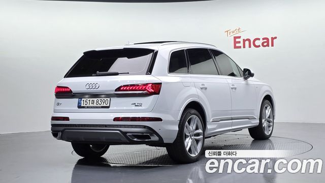 Audi Q7 (4M) 45 TDI Quattro Premium 2023 — фото 2