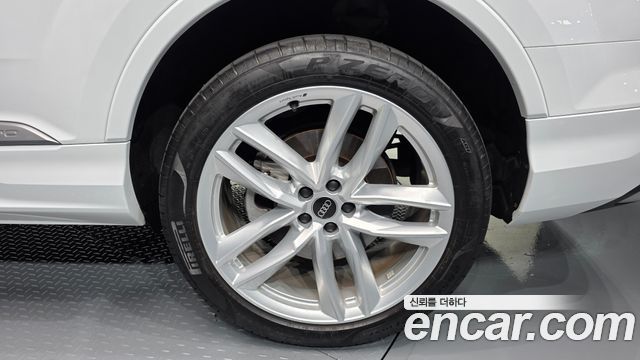 Audi Q7 (4M) 45 TDI Quattro Premium 2023 — фото 27
