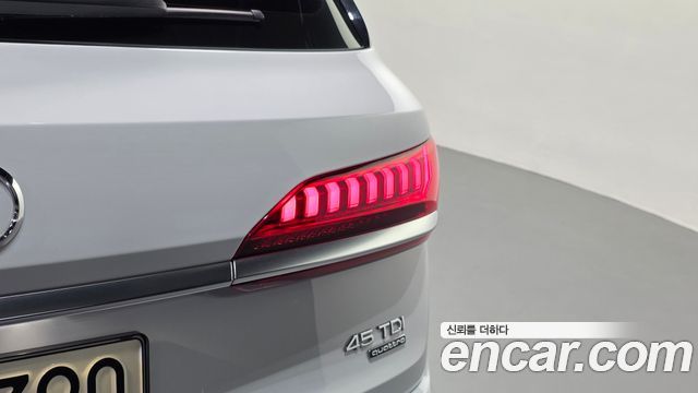 Audi Q7 (4M) 45 TDI Quattro Premium 2023 — фото 29