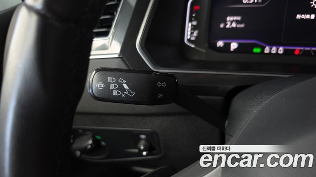 Volkswagen Tiguan (II) 2.0 TDI Prestige 2023 — фото 34