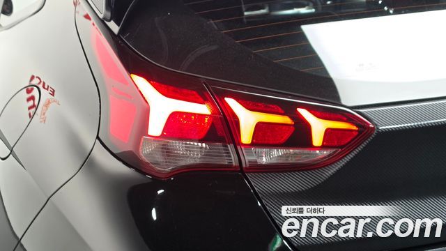 Hyundai Veloster (JS) 2.0 N 2022 — фото 23