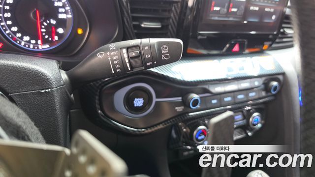Hyundai Veloster (JS) 2.0 N 2022 — фото 32