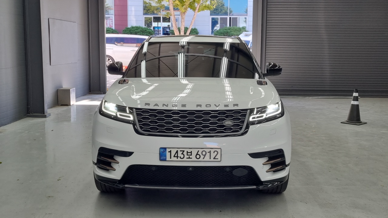 Land Rover Range Rover Velar 3.0 P400 R-Dynamic HSE 2021 — фото 3