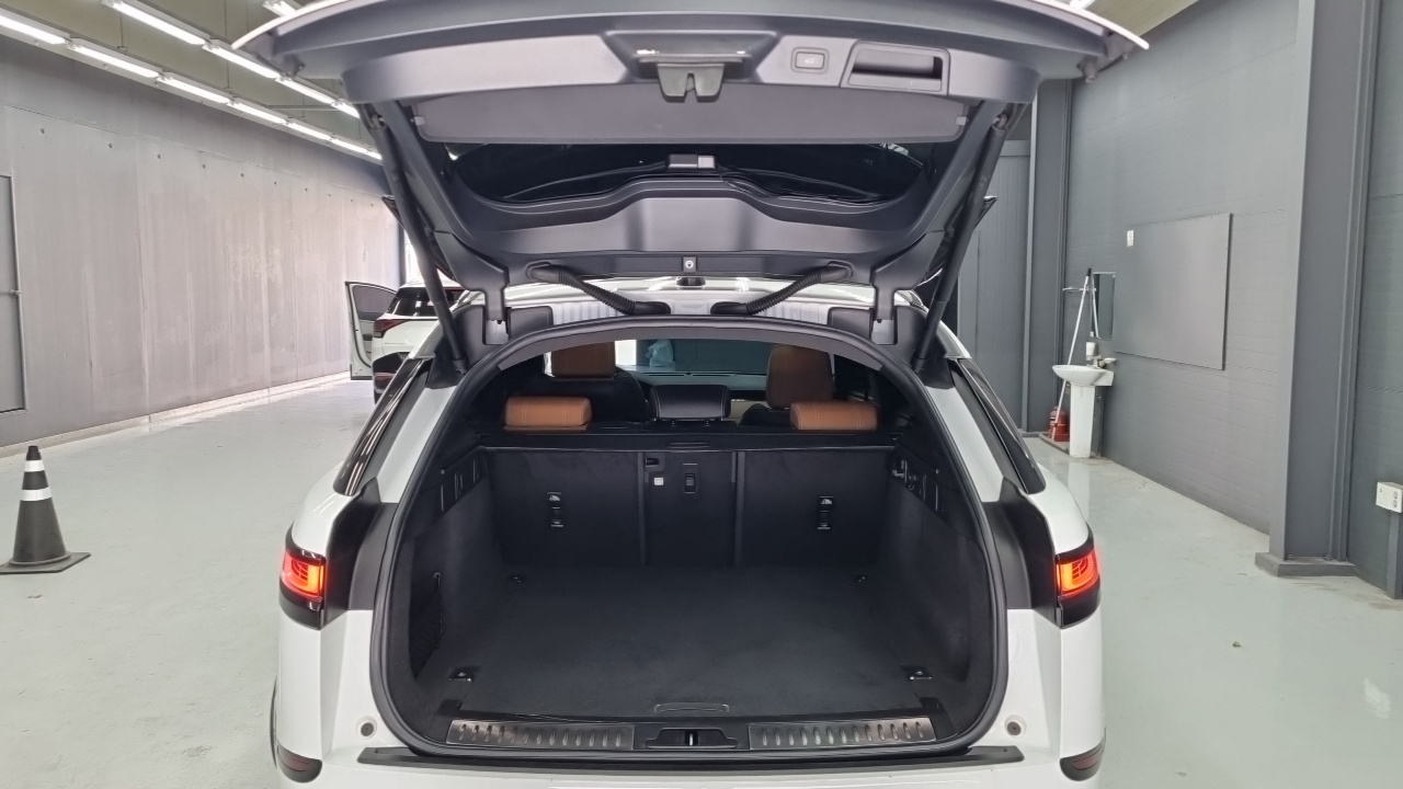 Land Rover Range Rover Velar 3.0 P400 R-Dynamic HSE 2021 — фото 20