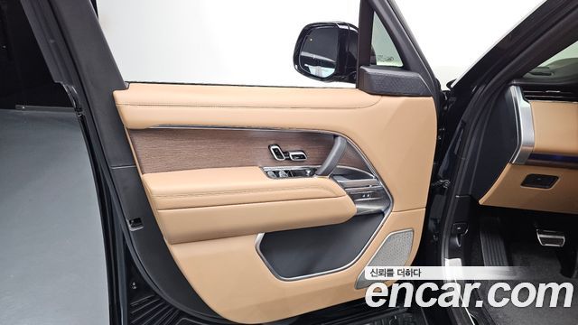 Land Rover Range Rover (V) P530 Autobiography Long Wheel Base 2025 — фото 24