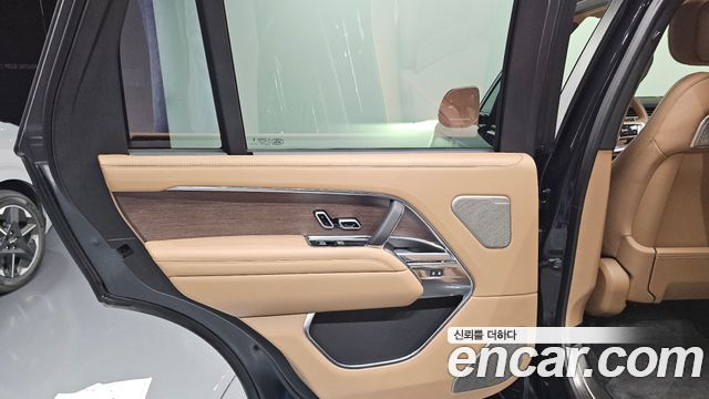Land Rover Range Rover (V) P530 Autobiography Long Wheel Base 2025 — фото 25