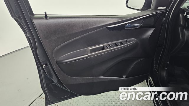 Chevrolet Spark Premier 2020 — фото 24