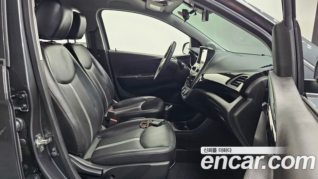 Chevrolet Spark Premier 2020 — фото 26